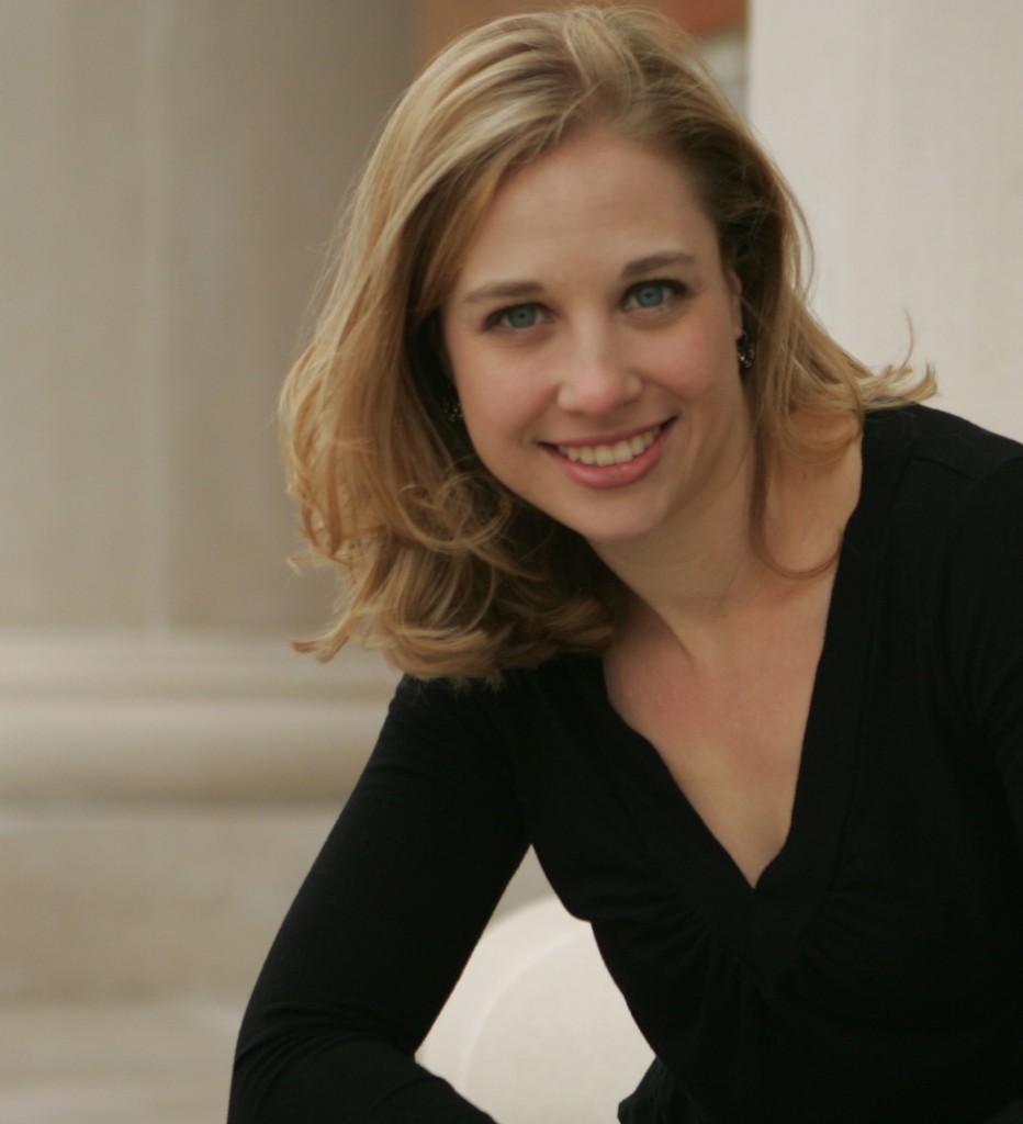 Rhonda's Headshot